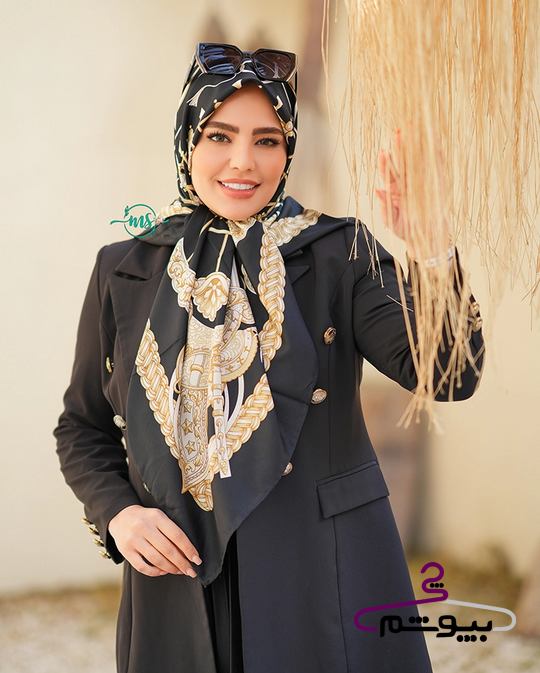 روسری طرح هرمس جواهر مشکی طلایی